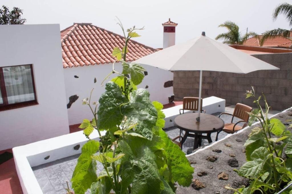 Casa El Nisperero Holiday home
