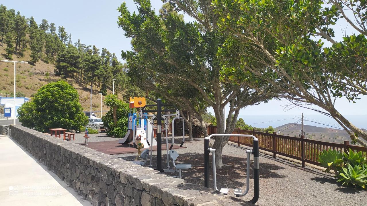 Casa El Nisperero Holiday home